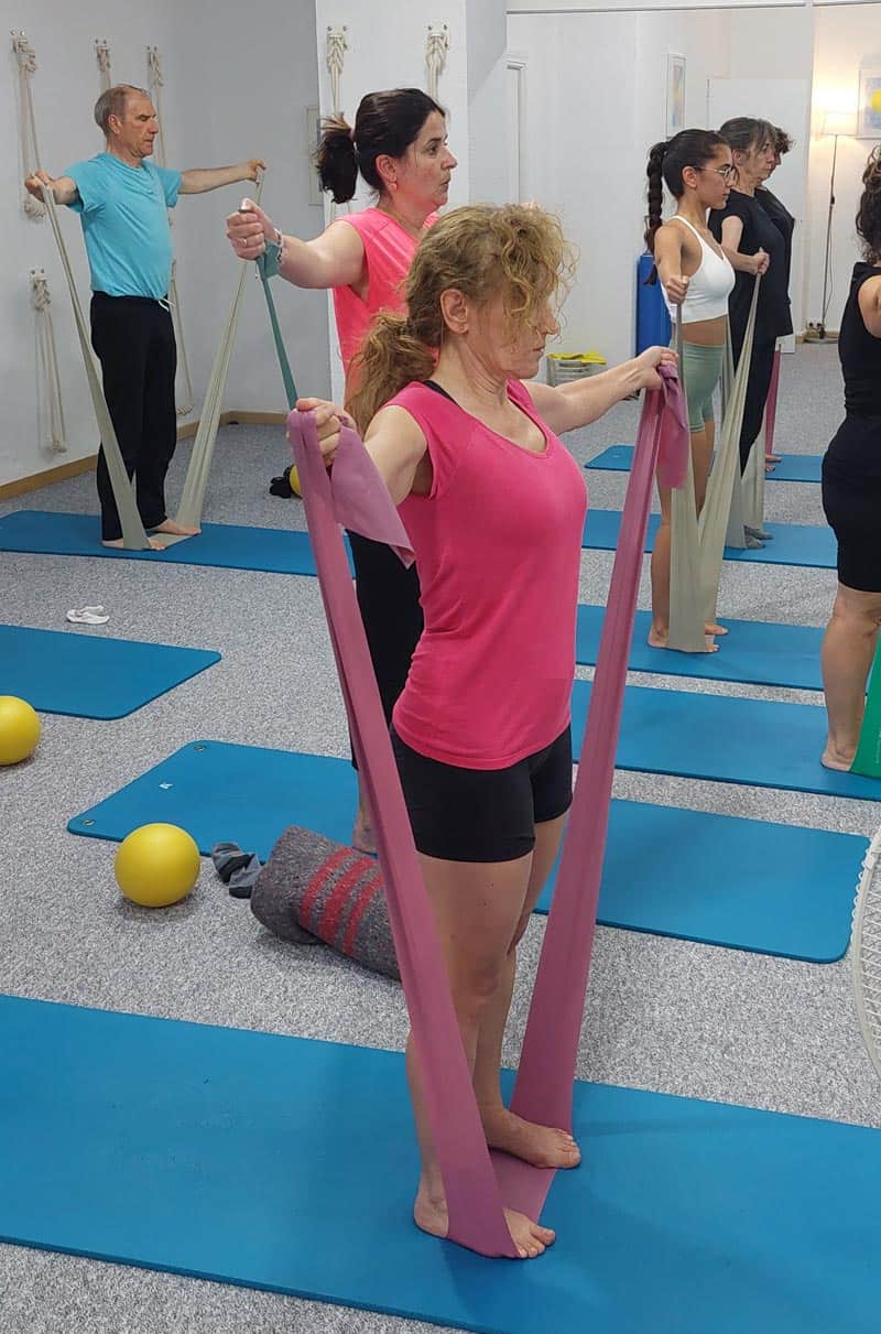 PILATES-CON-CINTA